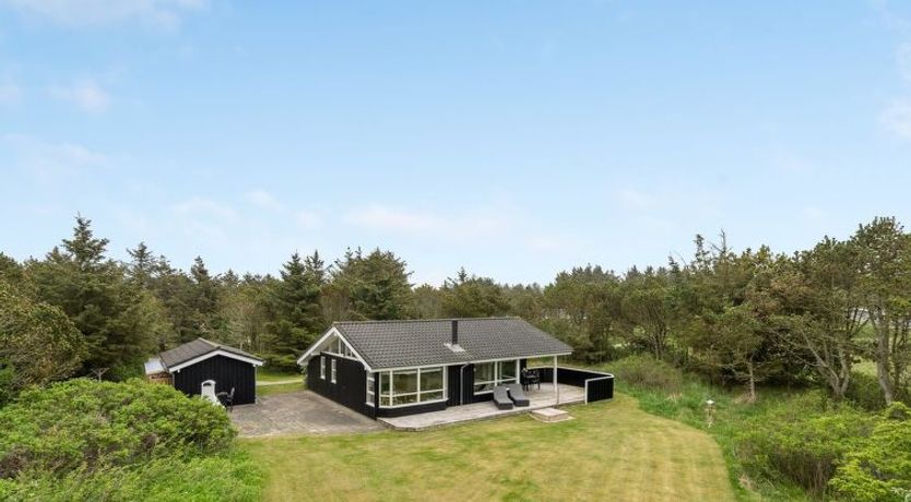 Photo of "Jara" - 700m from the sea