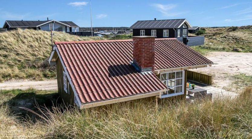 Photo of "Guthfrith" - 100m from the sea