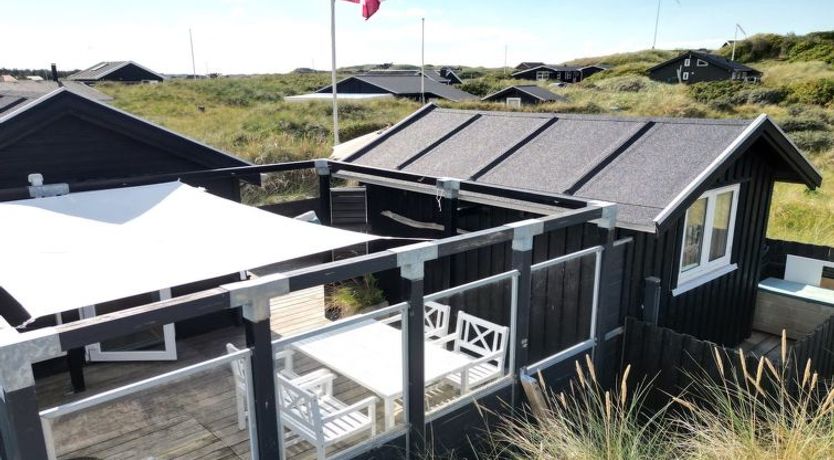 Photo of "Aruna" - 200m from the sea