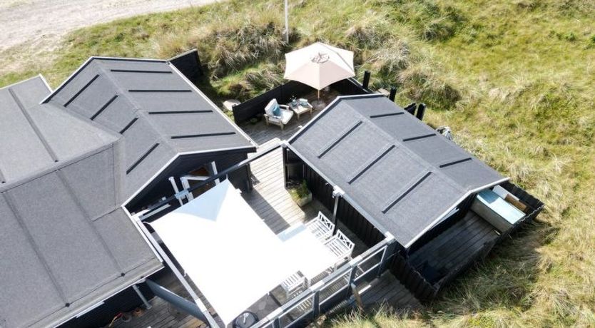 Photo of "Aruna" - 200m from the sea