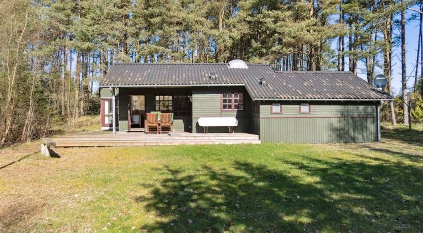 Photo of "Felicity" - 450m from the sea