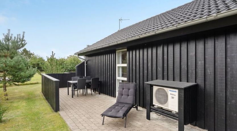 Photo of "Thure" - 1km from the sea