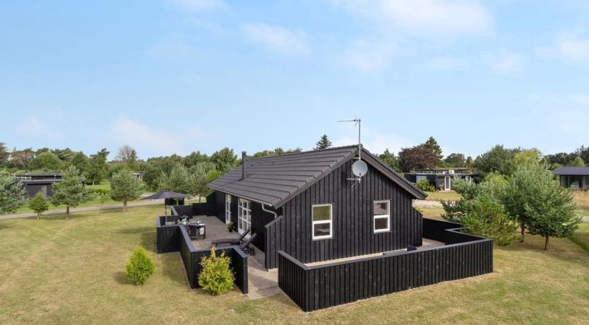 Photo of "Thure" - 1km from the sea