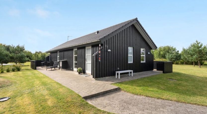 Photo of "Thure" - 1km from the sea