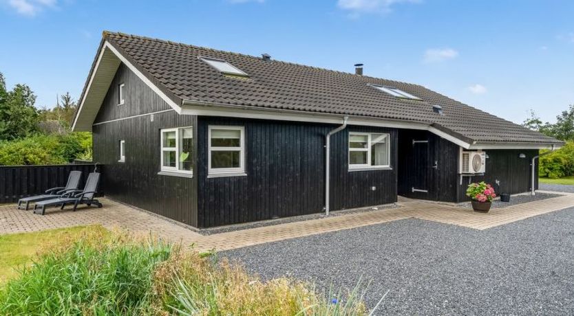 Photo of "Asel" - 4km from the sea