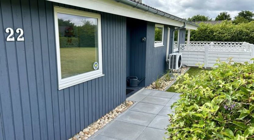 Photo of "Picabo" - 750m to the fjord