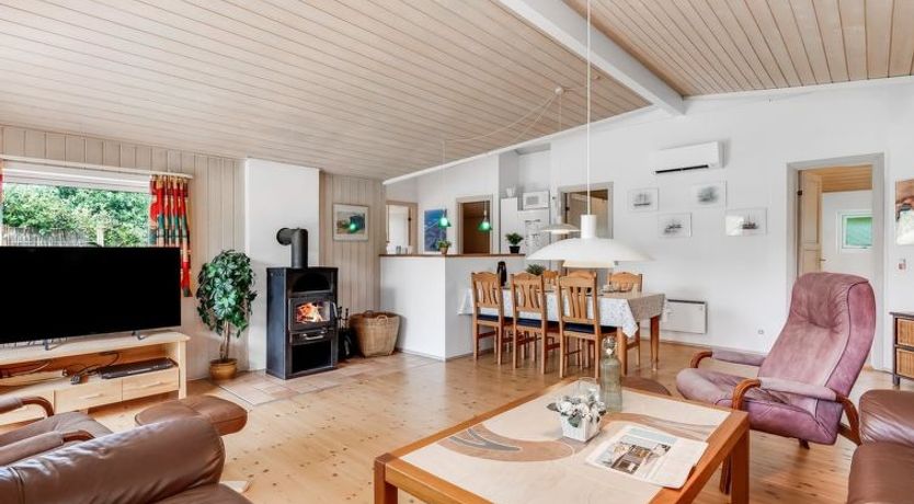 Photo of "Salla" - 1.2km from the sea