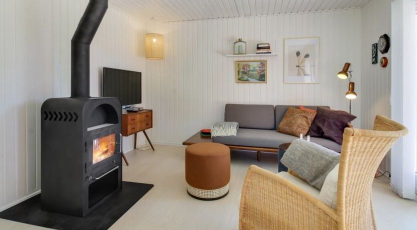 Photo of "Aulikki" - 900m from the sea