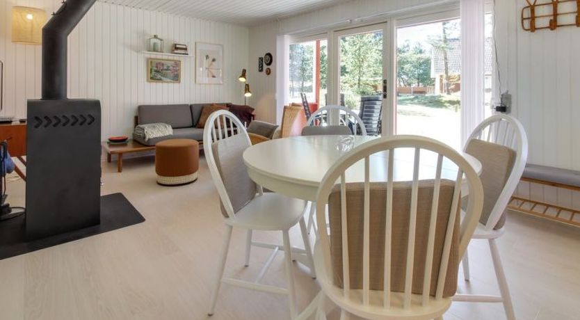 Photo of "Aulikki" - 900m from the sea