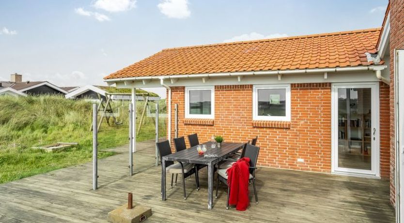 Photo of "Broder" - 150m from the sea