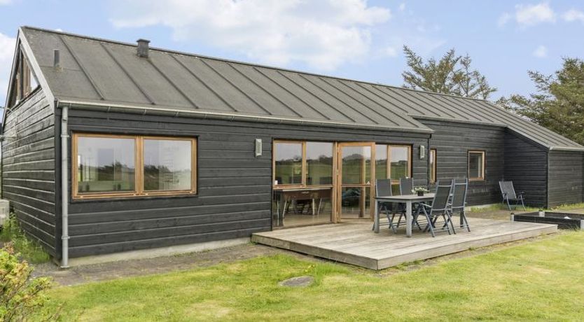 Photo of "Ilmatar" - 650m from the sea