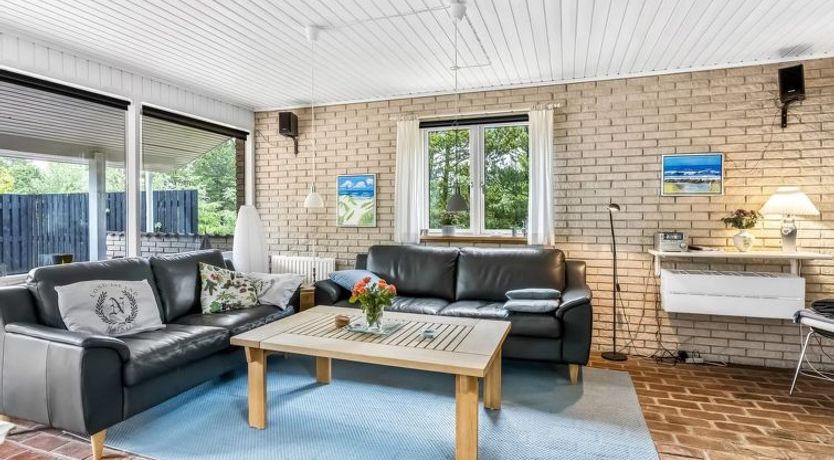 Photo of "Laurin" - 600m from the sea