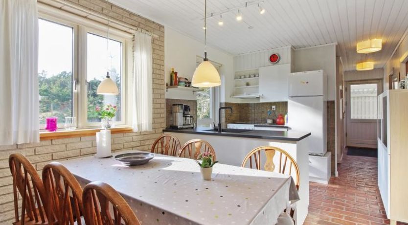 Photo of "Laurin" - 600m from the sea