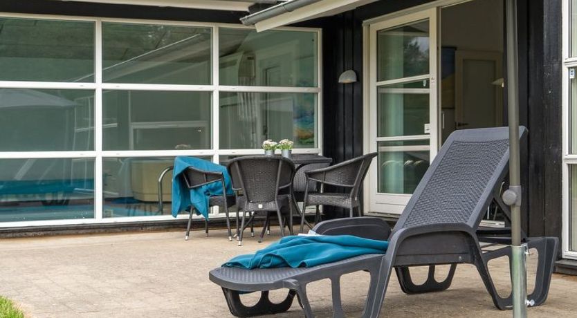 Photo of "Aiyana" - 530m from the sea