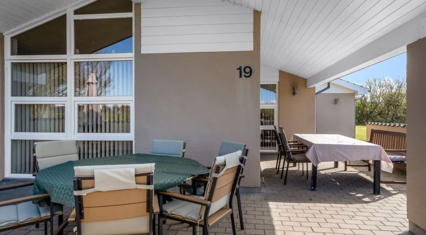 Photo of "Albina" - 844m from the sea