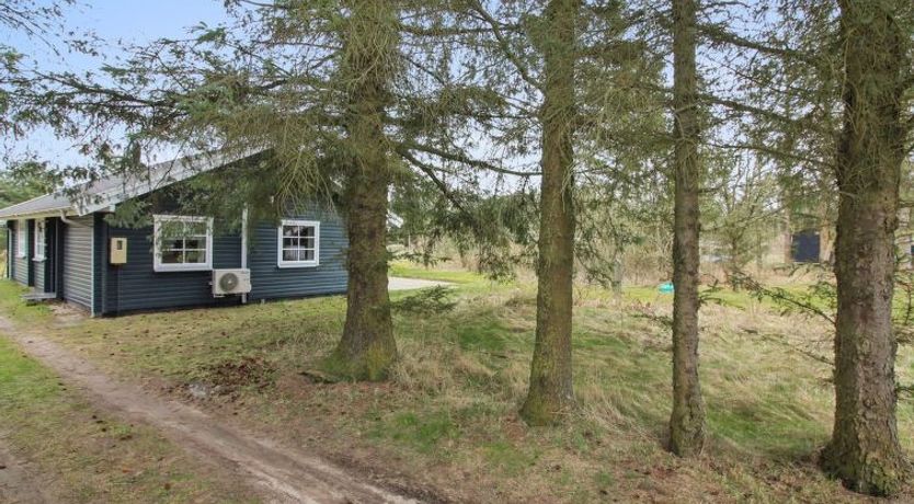 Photo of "Vaska" - 550m from the sea