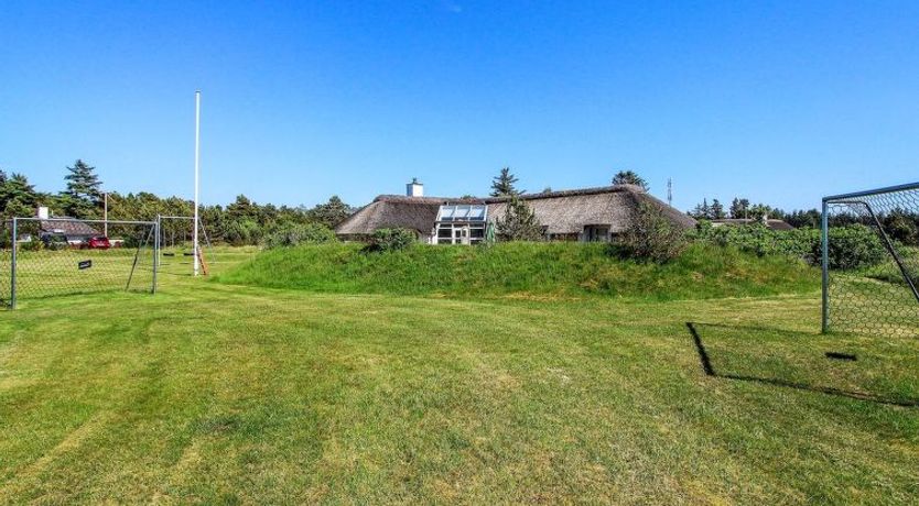 Photo of "Annalise" - 1km from the sea