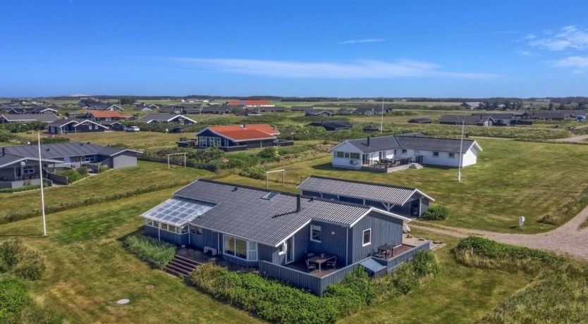 Photo of "Marne" - 500m from the sea