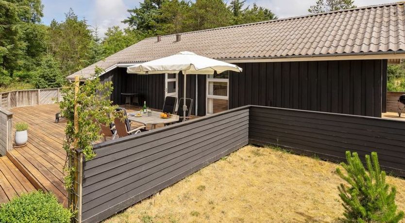 Photo of "Snioulf" - 1km from the sea