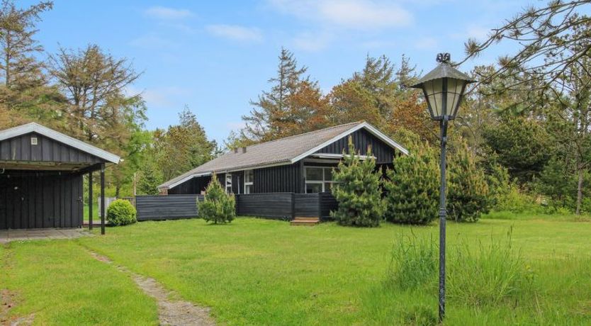 Photo of "Snioulf" - 1km from the sea