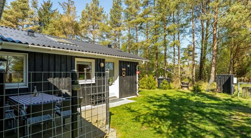 Photo of "Delco" - 200m from the sea