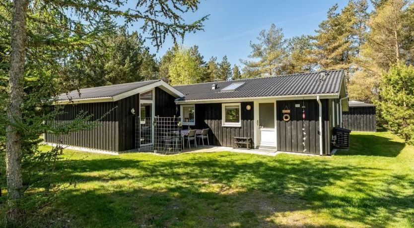 Photo of "Delco" - 200m from the sea