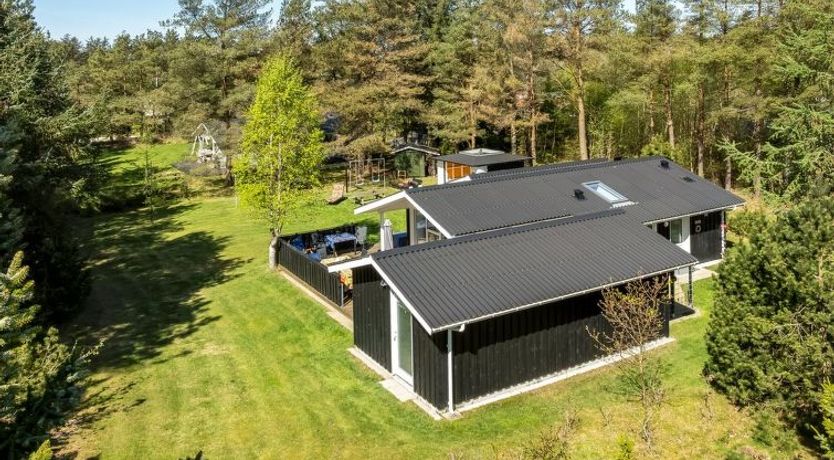 Photo of "Delco" - 200m from the sea