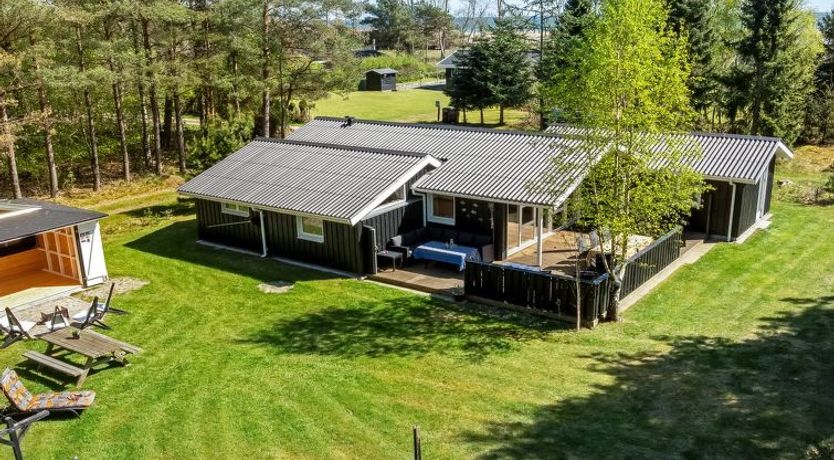 Photo of "Delco" - 200m from the sea