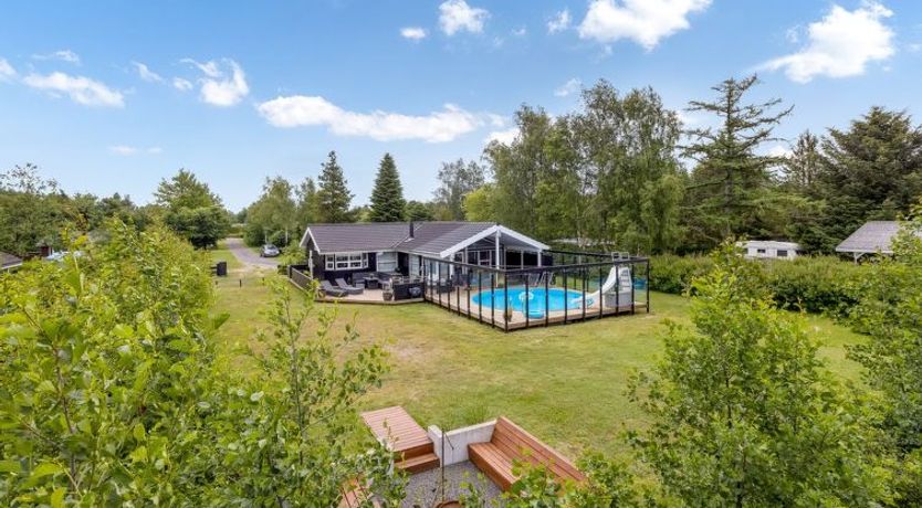 Photo of "Herta" - 700m from the sea