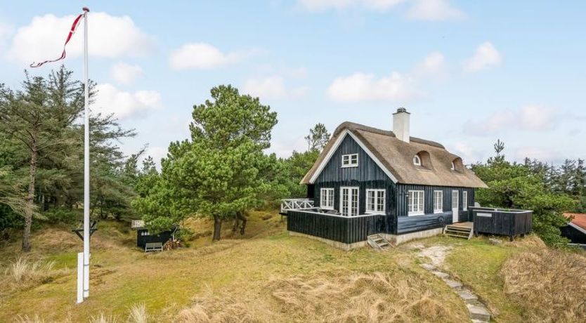 Photo of "Erikke" - 300m from the sea