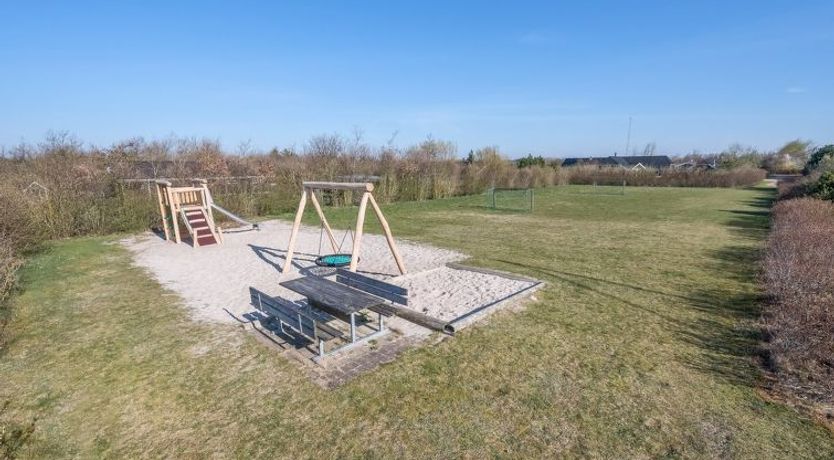 Photo of "Ellis" - 700m to the fjord