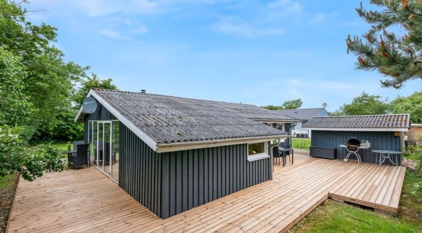 Photo of "Gudrund" - 800m to the fjord