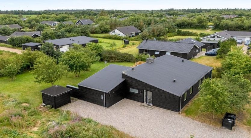 Photo of "Weike" - 950m to the fjord