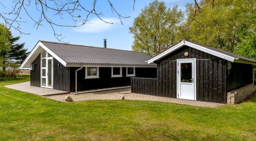 Photo of "Eske" - 200m to the fjord