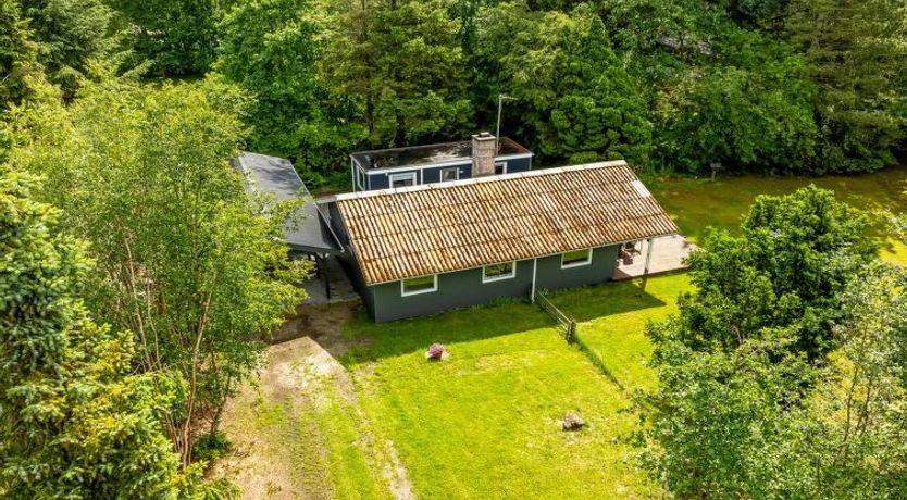 Photo of "Zölestine" - 1km from the sea