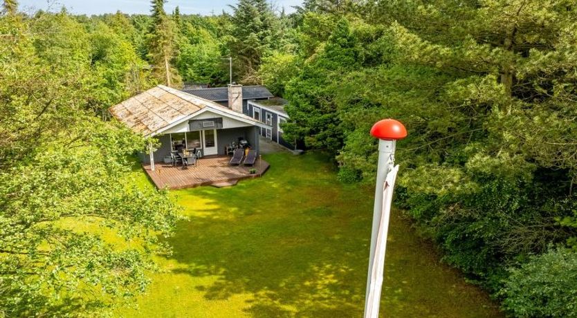 Photo of "Zölestine" - 1km from the sea