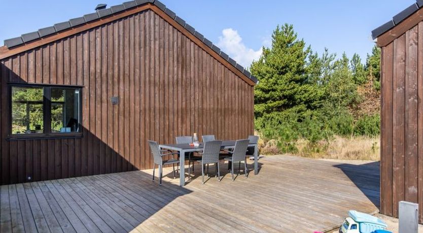 Photo of "Heidi" - 1km from the sea