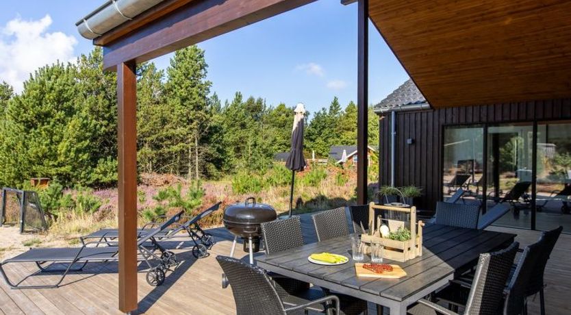 Photo of "Heidi" - 1km from the sea