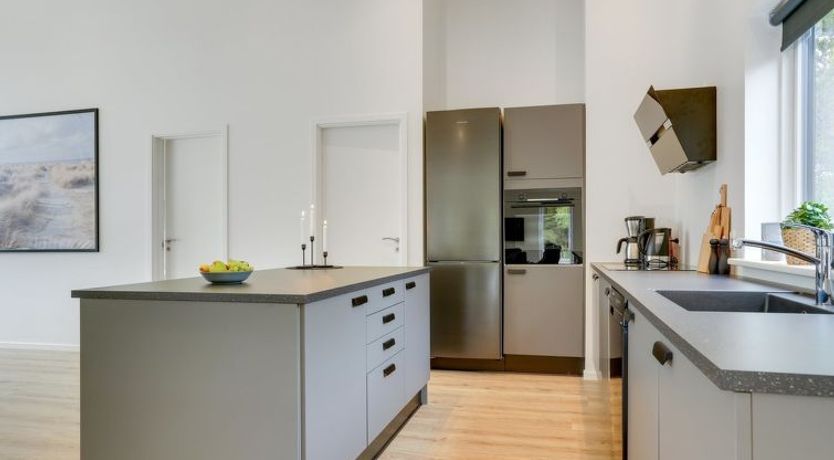 Photo of "Heidi" - 1km from the sea