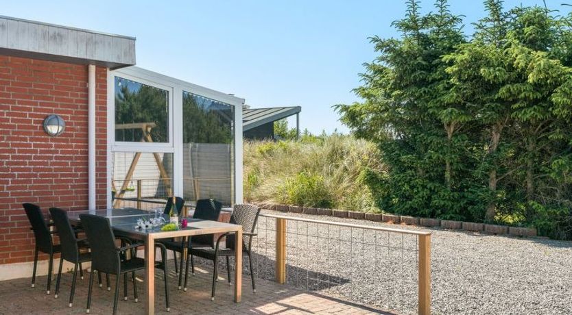 Photo of "Stefan" - 500m from the sea