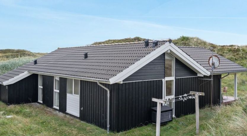 Photo of "Asvalde" - 150m from the sea