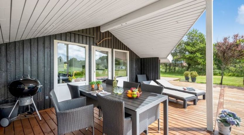 Photo of "Kari" - 900m from the sea