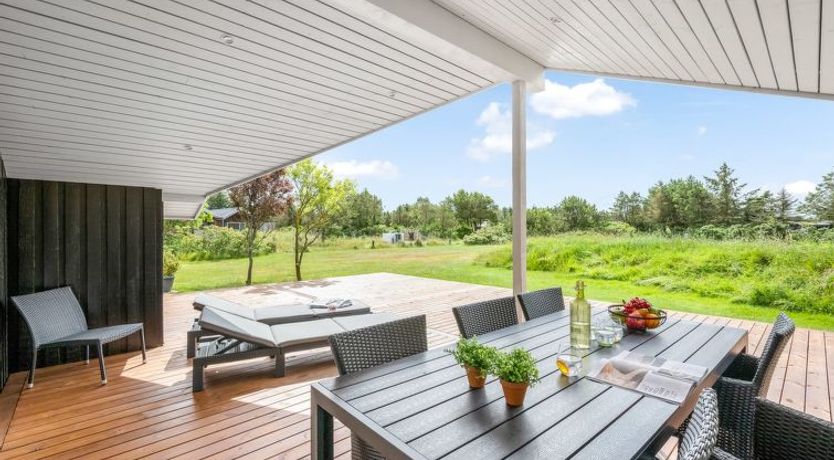 Photo of "Kari" - 900m from the sea