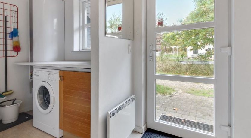 Photo of "Nauka" - 2.3km from the sea