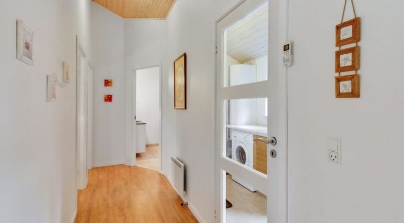 Photo of "Nauka" - 2.3km from the sea