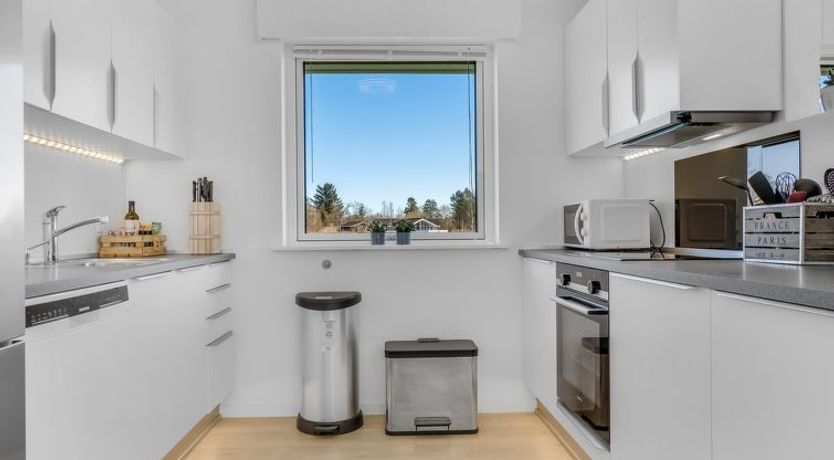 Photo of "Ehm" - 600m from the sea