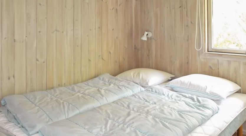 Photo of "Tia" - 900m from the sea