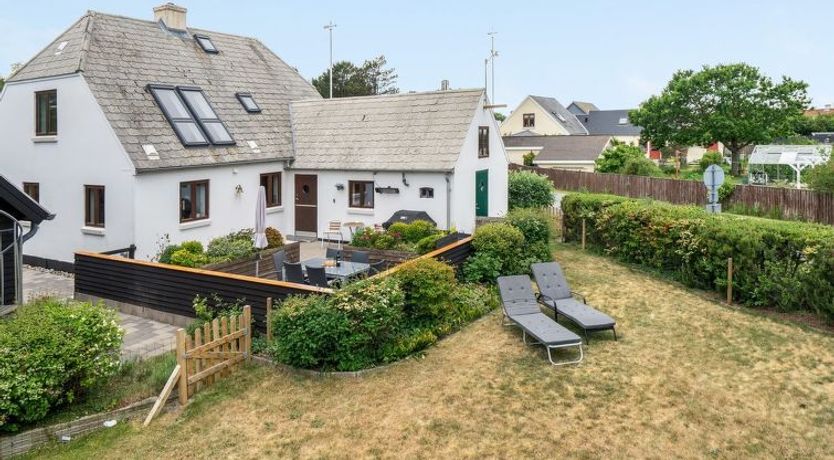 Photo of "Eivi" - 150m from the sea