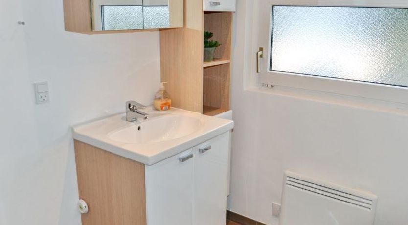 Photo of "Vicky" - 4km from the sea