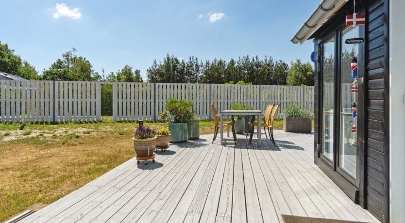 Photo of "Haidi" - 300m from the sea